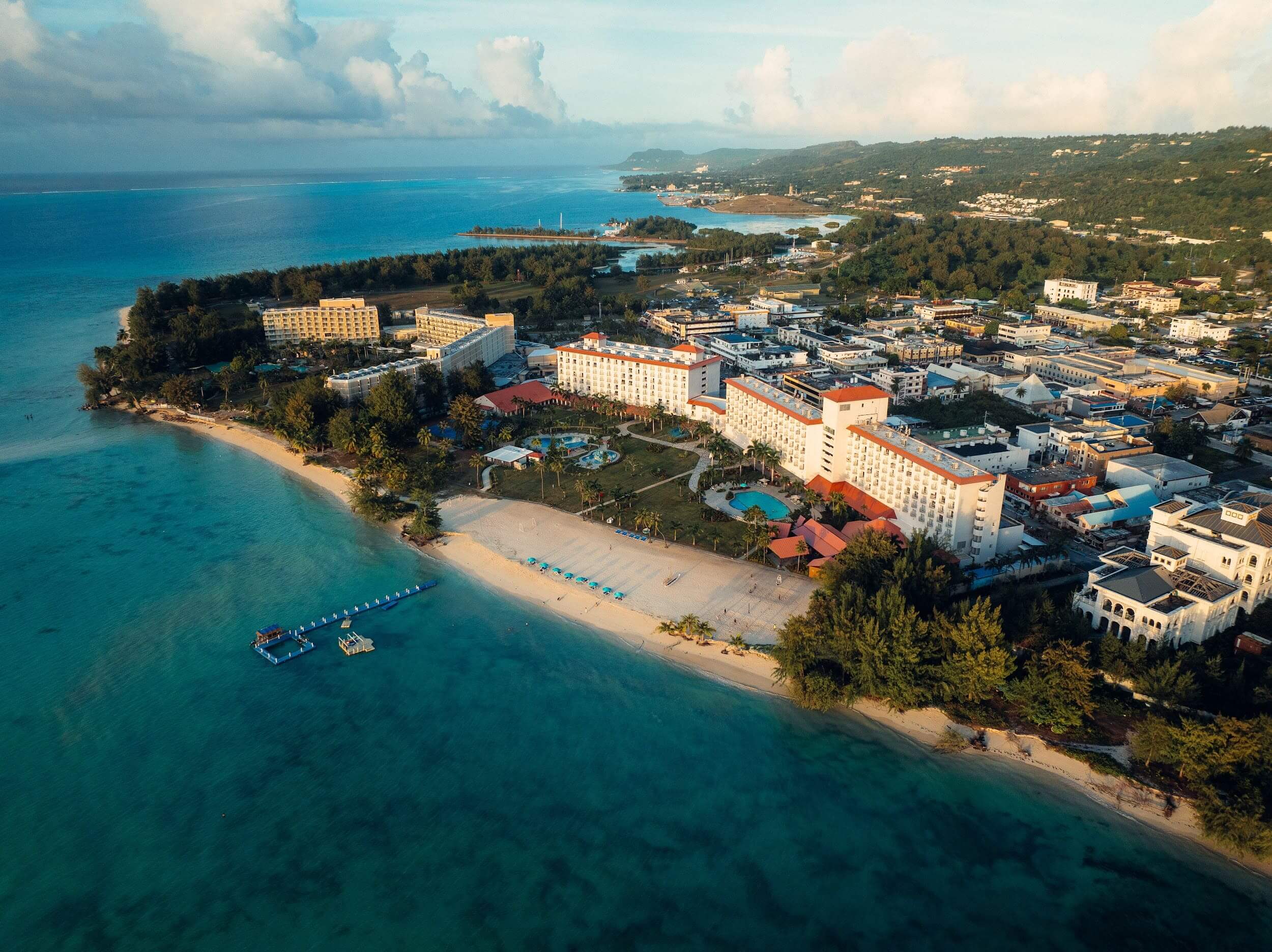 塞班皇冠假日度假酒店海景